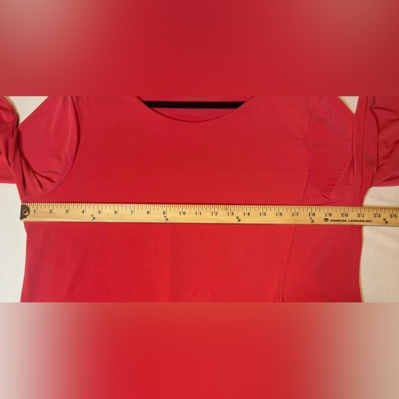 Women’s Chicos Asymmetrical Red Top. Size 2 (US Large) The Ultimate Tee - Picture 3 of 11